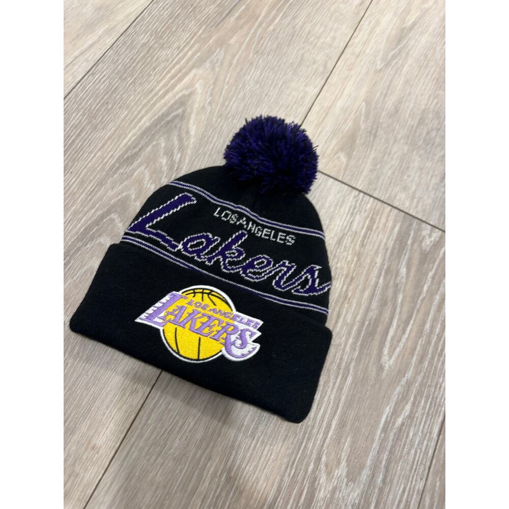 Los Angeles Lakers beanie bundle - Picture 2 of 6